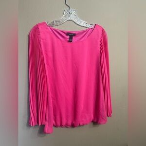 Alfani Petite Fuchsia Pleated Flare Sleeve Size 8 Elastic bottom 100% Polyester